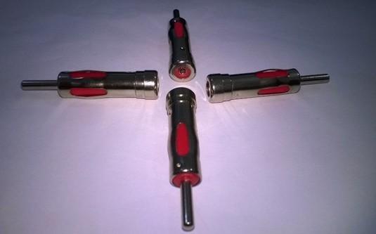 China hot selling car radio antenna amplifier antenna adapter antenna plug factory