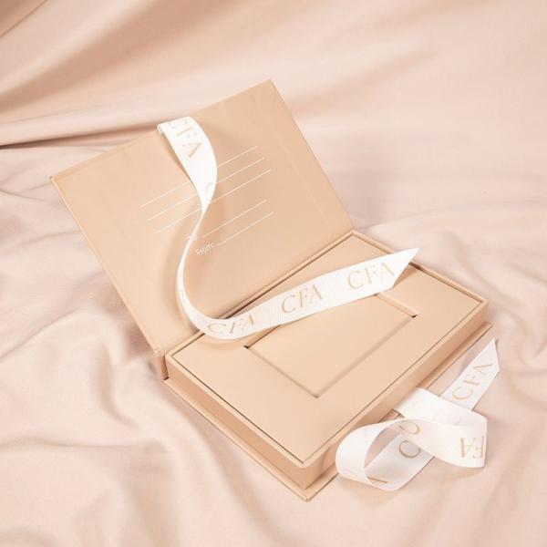 Custom Luxury Magnetic Gift Box For Chocolate Candy Card Shapoo Cosmetic Jewelry