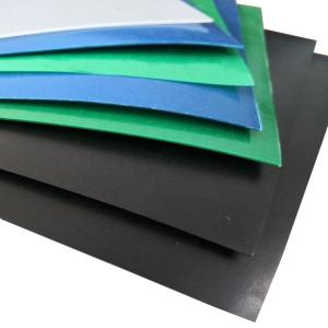 China ASTM GRI-GM13 Standard HDPE Geomembrane for Landfill Pool 1mm Thickness 50-200m Length factory