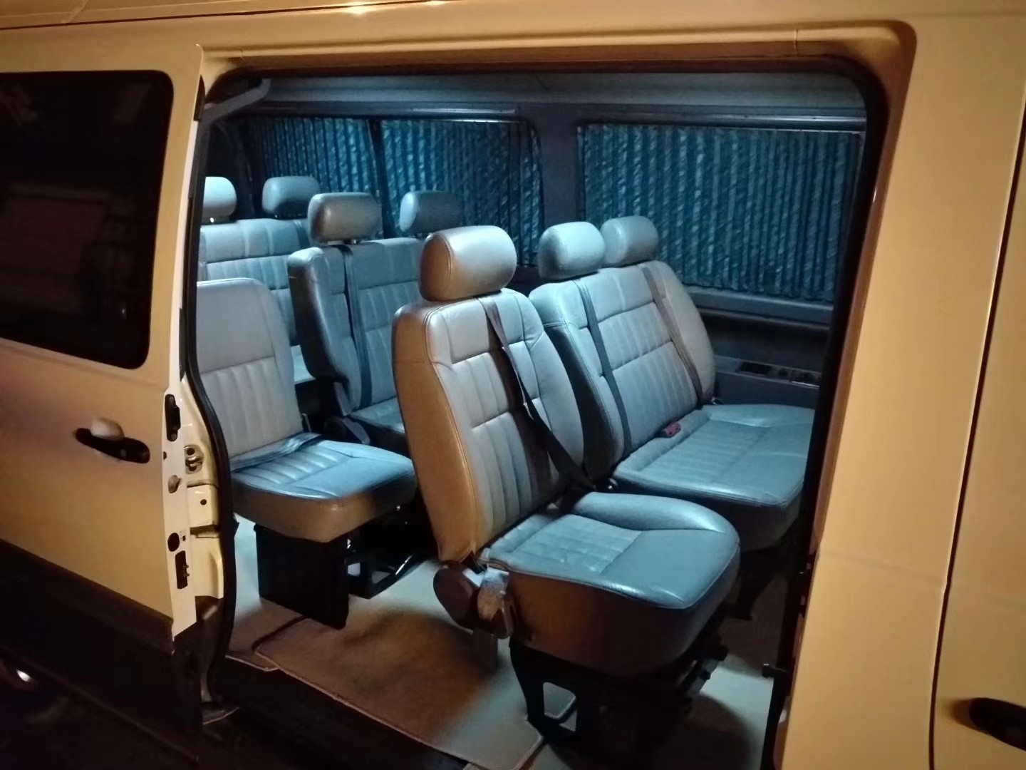 Used Mini Bus Brand Benz 15 Seats Used Benz Car MB100 Low Kilometer