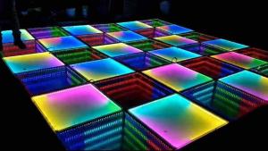 China SMD3528 Outdoor Wedding P8 LED Tile Screen , 250 X250mm LED Module factory