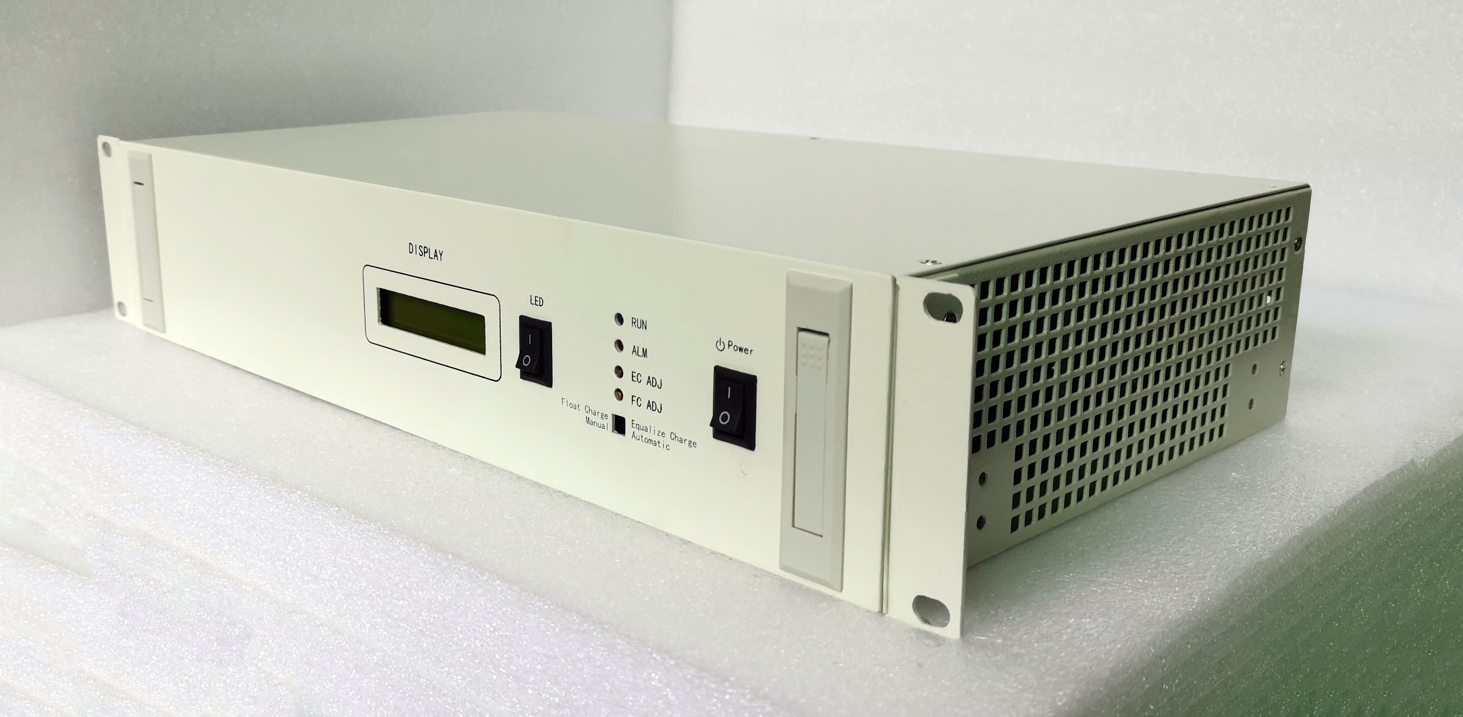19" In RCT2000D Series Isolated DC-DC Converters Input 110vdc Output 24vdc 1200w D50-12-14