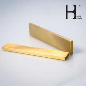 1m Long Copper Flat Bars , Anti Aging Brass Extrusion Profiles