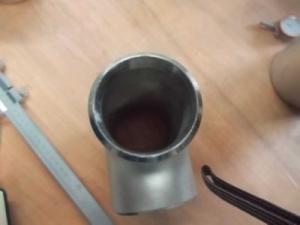 China ASTM A815 WPS32750 straight tee factory