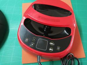 China Home Portable Multifunctional 1000W Heat Press Machine For T-Shirts factory