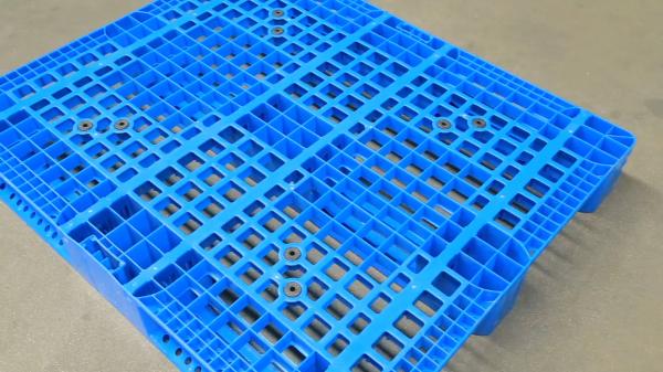 1200 x 1000 mm plastic pallets Chinese european palletheavy duty gid covered