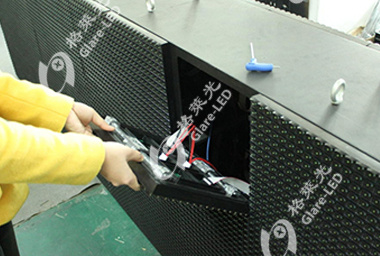 Highly Durable P8 SMD Outdoor Front Service LED Module 40*40mm with Media datasheet