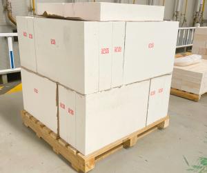 China 65% AL2O3 White Sillimanite Brick 1600 Degree High Temperature Bricks factory