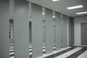 China Good Sound Insulation Movable Room Divider 500 mm Panel Width factory