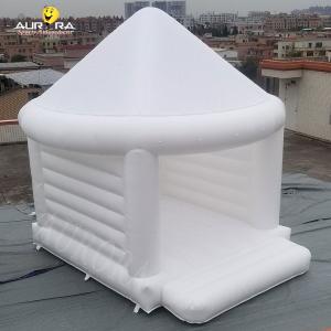 China Adults Wedding White Inflatable Bouncy Castle PVC Custom Logo With Top Roof factory