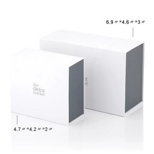 China Elegant White Cardboard T Shirt Packaging Boxes Flat Apparel Glossy factory