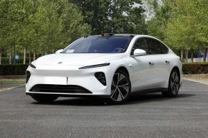 China Four Wheeled EV Electric Car Vehicle 360KW Ternary Lithium Battery Operated 700km factory