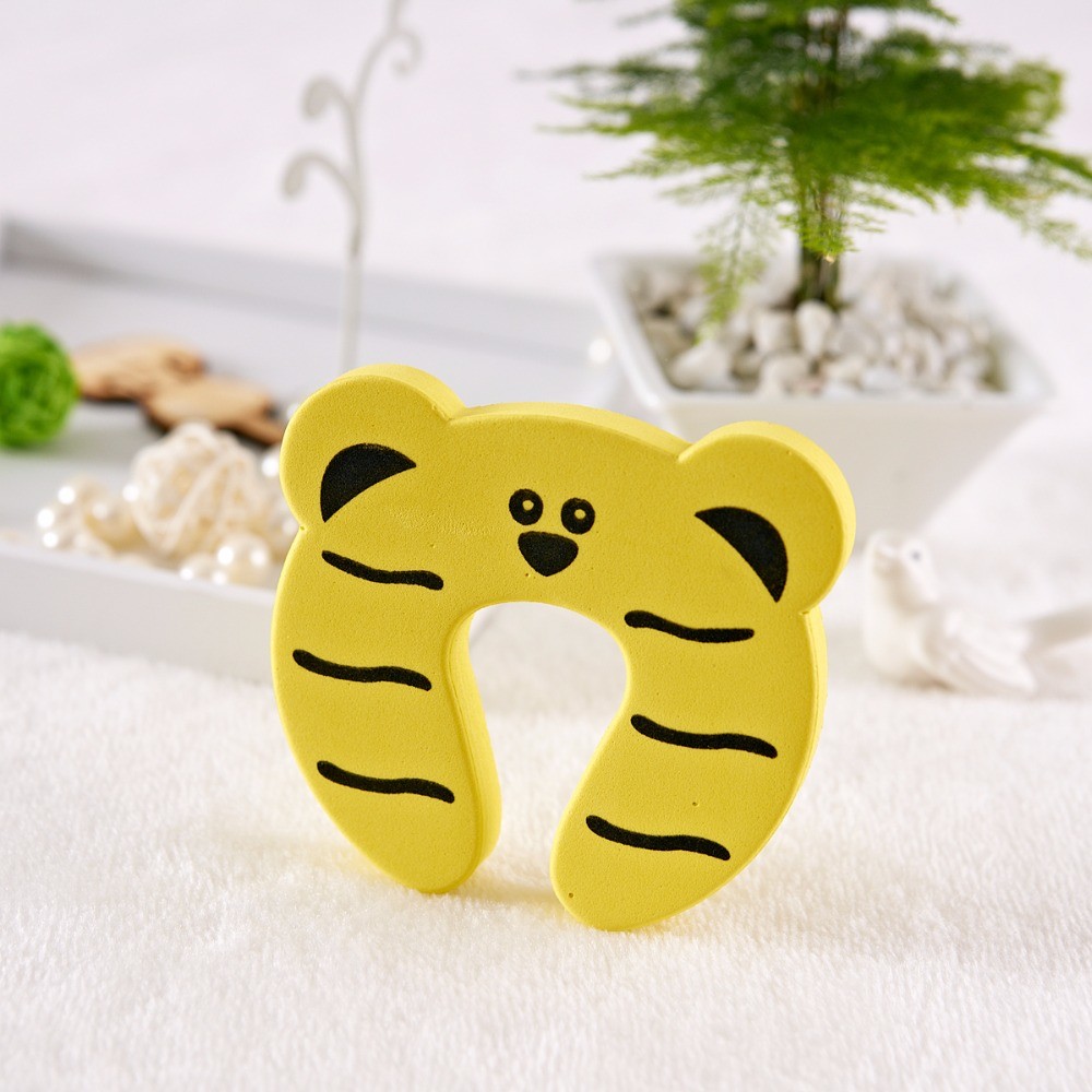 Loves Child Proof Door Stopper Anti-Collision Accept Custom / Plastic Door Protector