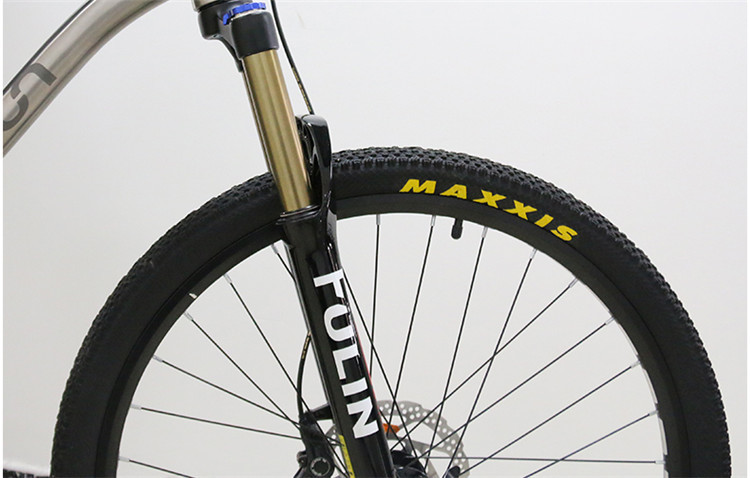 Tianjin manufacture High grade 26" Titanium alloy mountain bike OEM with Shimano 30 speed