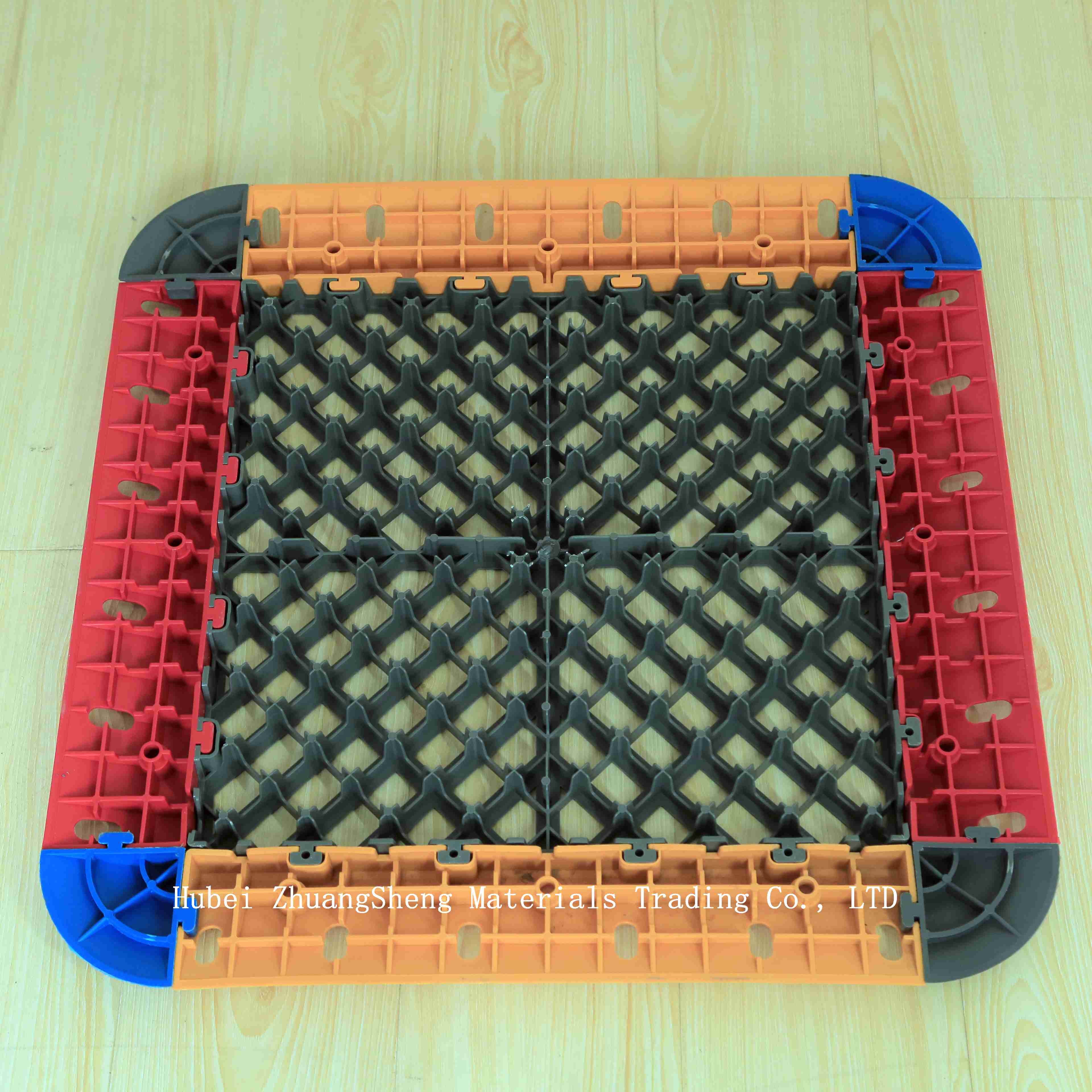 2.8mm Plastic Permeable Floor / Car Wash Grille Floor / Corrugated Plastic Floor Protection Sheets Board