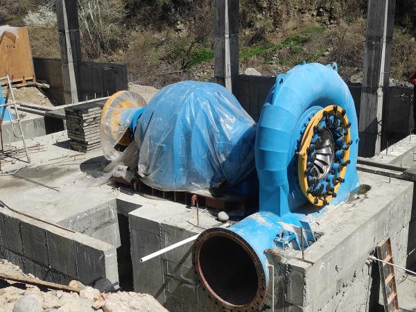 Power Water Turbine Generator 200kw-20mw Output 50Hz/60Hz Frequency Brushless