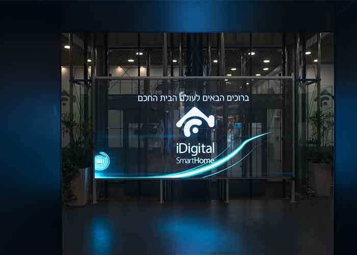 Business Center Giant Transparent Led Window Display 3.91mm Pixels 1920HZ