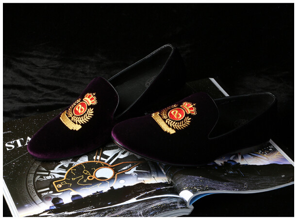 Various Occasions Mens Brown Leather Loafer Shoes , Crown Embroidered Velvet Slipper