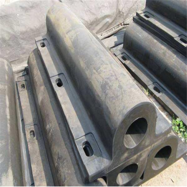 D350 Marine Fixed Type Port D Rubber Fenders For Ship Protection