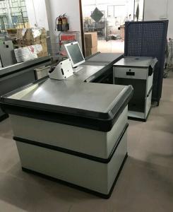 China Automatic Electric Checkout Counter With Conveyor Belt / Retail Cash Counter factory