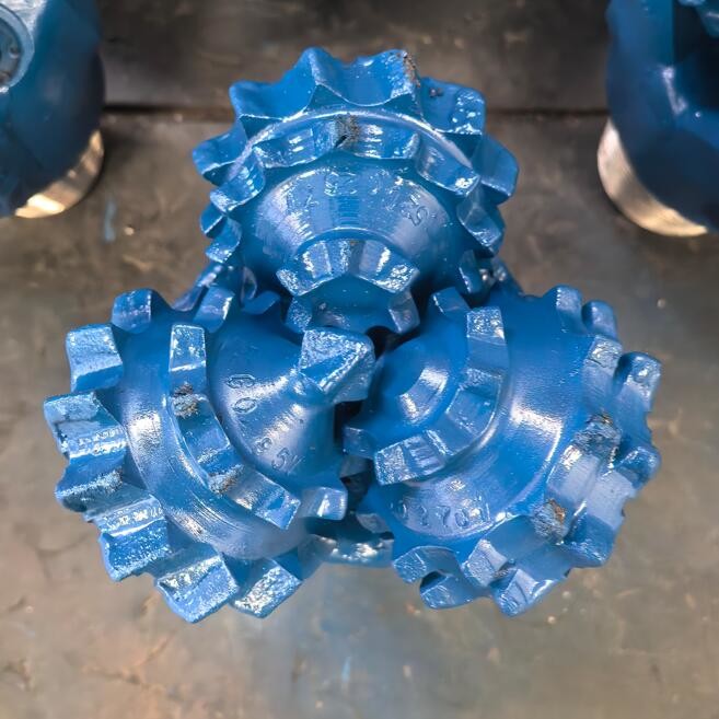 Rubber Sealed Milled Tooth Rock Roller Bit Steel Tooth Tricone Drill Bit For Well Drilling