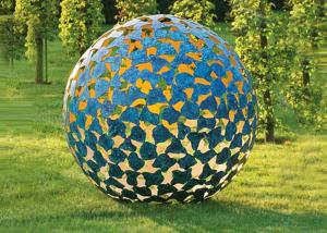 China Large Luminous Sphere Painted Metal Sculpture For Garden Decoration 100cm Dia factory