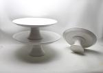 White Ceramic Cake Stand Simple Design Simple Taste For Wedding / Birthday Party