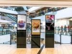 New Fashion Kiosk 65inch Advertising Equipment Light Pole Video Led Outdoor