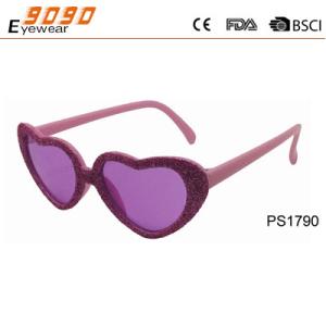 China 2017 fashion plastic sunglasses with 100% UV protection lens, suitable for women factory