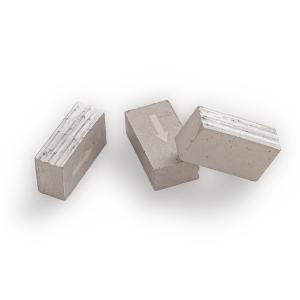 China Fan Sandwich Shape D300-3500 Diamond Segments For Marble Cutting 24*8*13mm Single Blade factory