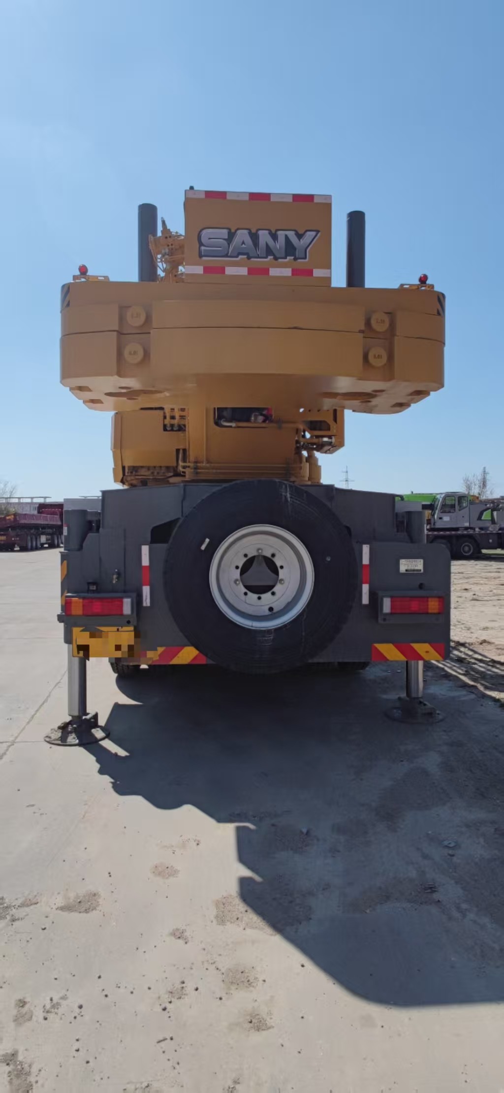 80ton STC800 SA Ny Truck Crane with High Operating Efficiency YUCHAI Engine from Official