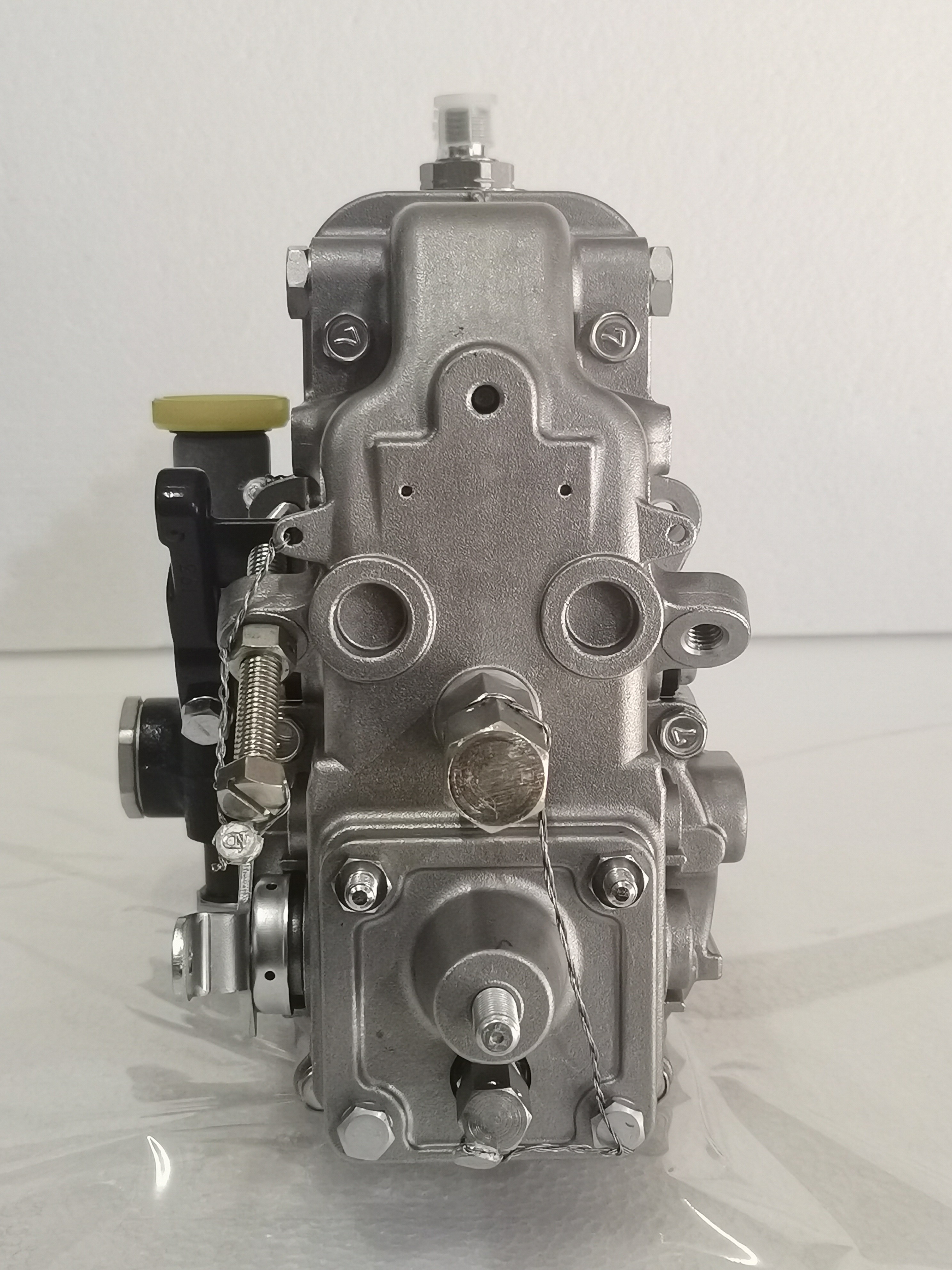 32C65-04011 Forklift Parts High Pressure Oil Pump For Mitsubishi S4S Engine