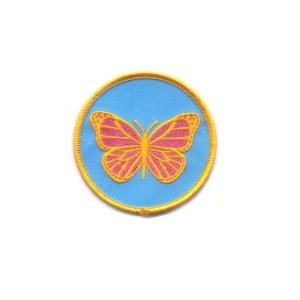 China Custom Club Logo Patches Embroidered Applique Merrowed Souvenir Hats Patch factory