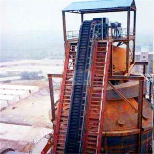 Heavy Duty High Incline Angles Conveyor Belt System For Bulk Material Handling