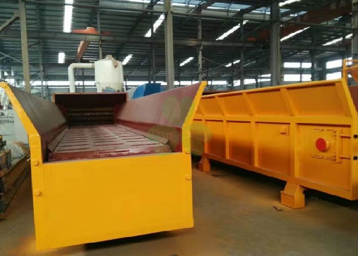 Horizontal Waste Wood Crusher Machine 950r / Min Speed Highly Automaton