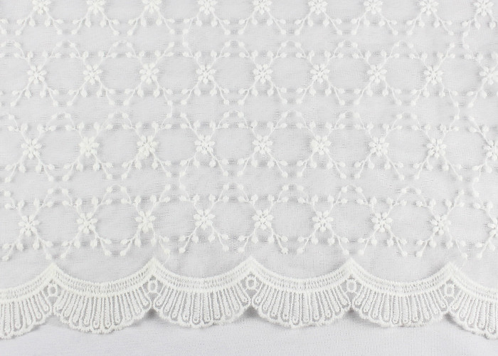 Beautiful Embroidered Lace Fabric Scalloped Edge Lace Fabric For Ivory Wedding Dresses
