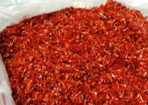 China Tianjin Dried Red Chilli Flakes 3mm Dried Crushed Chillies HACCP factory