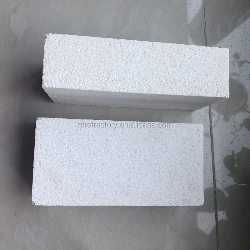 CrO Content % International Standard Alumina Block Hollow Ball Bricks for Glass Furnace