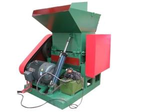 China pet bottle crusher machine,plastic bottle crushing machine,waste plastic crushing machine factory