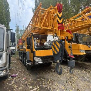 China 50T Hydraulic Old Crane Truck QY50K-II XCMG Mobile Crane factory