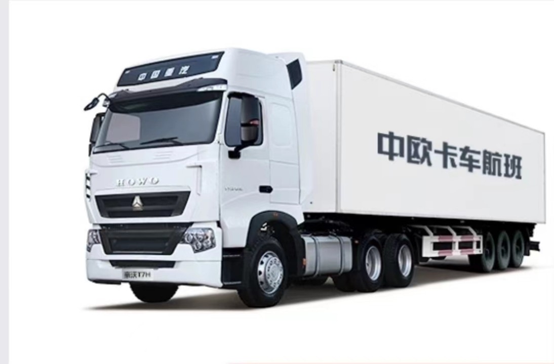 HOWO T7H Fuel Tractor ZZ4257V324HF1B/ZZ4257V25CHE1/ZZ4187V361HF1