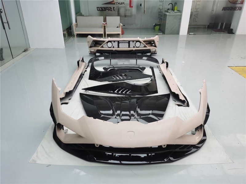 New Product for Lamborghini Huracan LP580 LP610 Body Kit Huracan LP580 LP610 Upgrade EVO Front and Rear Bumpers