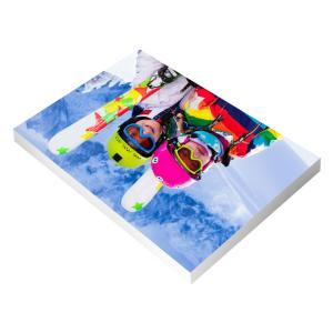 China Dust Free A4 Glossy Photo Paper 180gsm 210*297mm Vivid Image factory