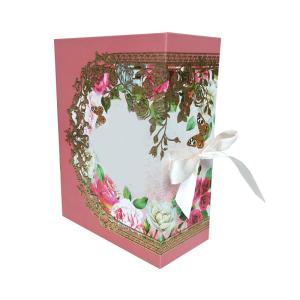 China C1S Paper Printed Packaging Boxes Magnetic Cardboard Gift Boxes factory