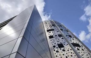 China Customizable Color Curtain Wall / Aluminum Curtain Wall Panels for Modern Building Facades factory