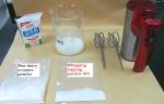 145 KOH/g Water Soluble Emulsifier PGE140 Low Free Glycerol