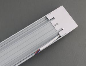 China 5000K Linear LED Batten Light with Shatterproof &amp; Durable, 80-83Ra/95-98Ra CRI factory