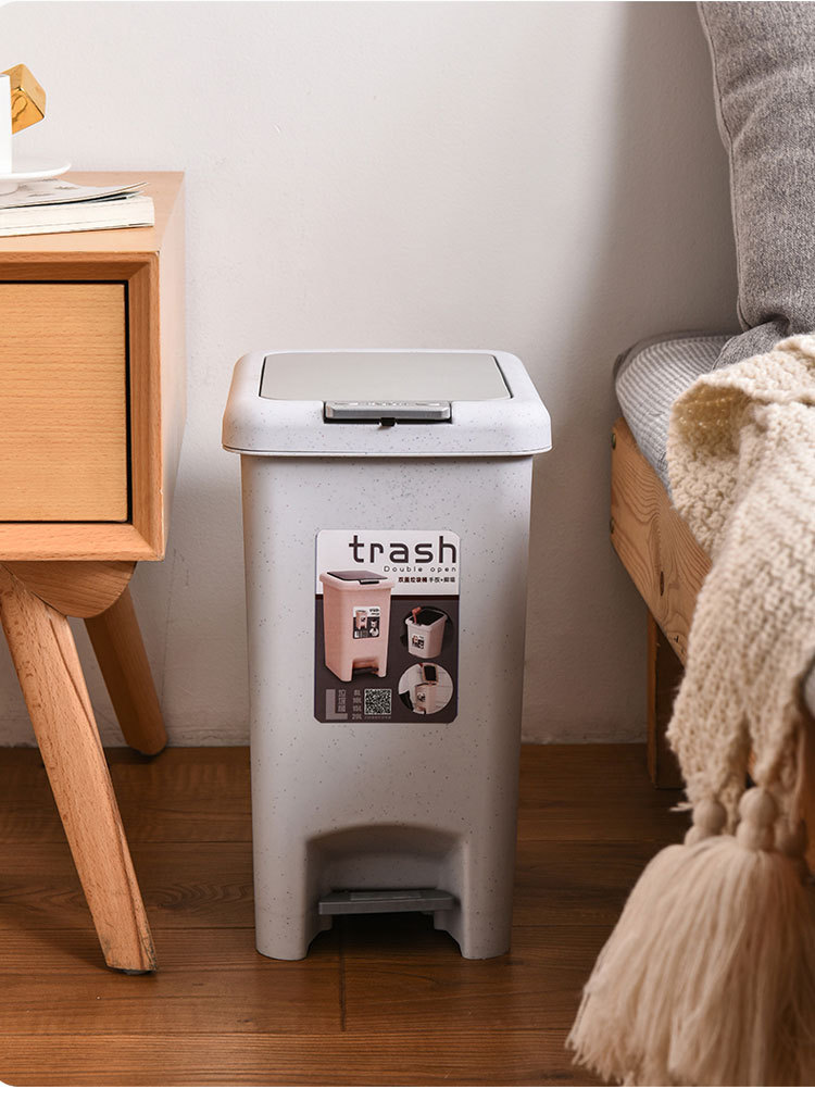 China Wholesale Small Household Foot Pedal Plastic Dustbin With Cover