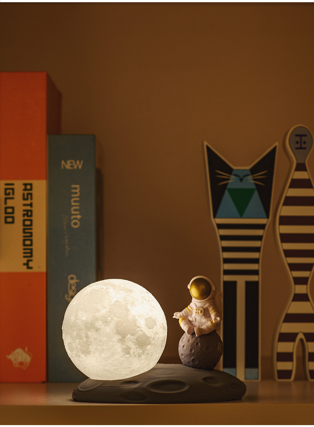 Astronaut Moon Night Lamp for Bedroom Lighting Solutions Service and Circuitry Design