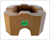 China Magnesia Brick refractory brick on sale